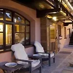 La Brenva Hotel